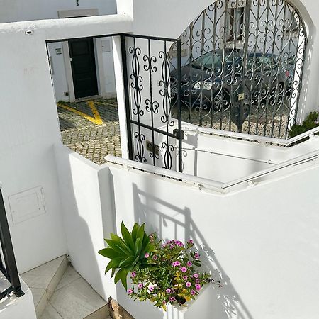In The Old Town Close To The Beach Lagos Extérieur photo